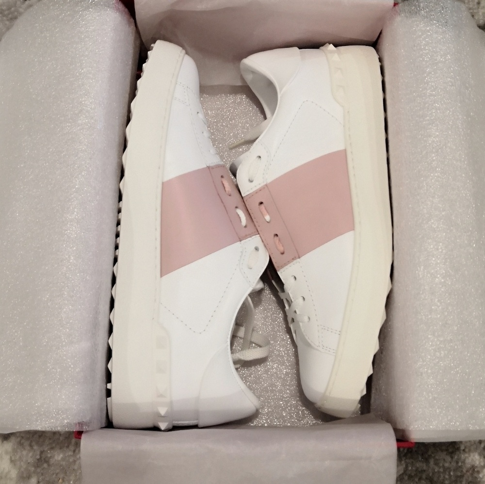 Valentino Garavani Sneakers - Picture 4 of 7